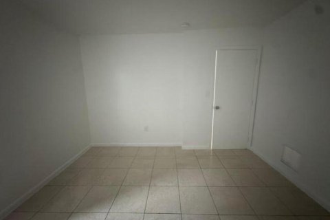 Apartment in Pembroke Park, Florida 2 bedrooms, 95.78 sq.m. № 2147075 - photo 6