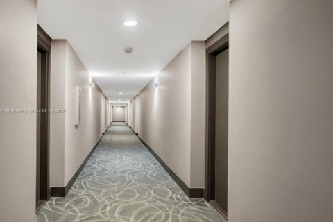 Copropriété à vendre à Miami, Floride: 2 chambres, 98.94 m2 № 1825554 - photo 29