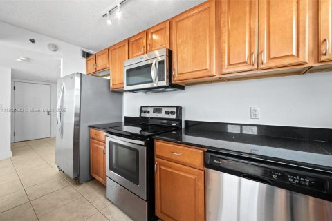 Copropriété à vendre à Miami, Floride: 2 chambres, 98.94 m2 № 1825554 - photo 7