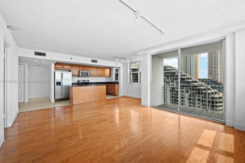 Copropriété à vendre à Miami, Floride: 2 chambres, 98.94 m2 № 1825554 - photo 9