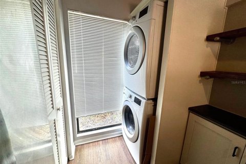 Adosado en alquiler en Tampa, Florida, 3 dormitorios, 131.64 m2 № 1915225 - foto 3