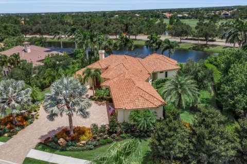 Villa ou maison à vendre à Lakewood Ranch, Floride: 4 chambres, 315.22 m2 № 2267111 - photo 16