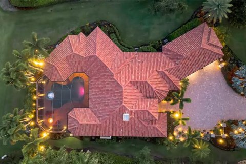 Villa ou maison à vendre à Lakewood Ranch, Floride: 4 chambres, 315.22 m2 № 2267111 - photo 2