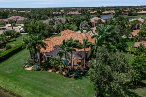 Villa ou maison à vendre à Lakewood Ranch, Floride: 4 chambres, 315.22 m2 № 2267111 - photo 19