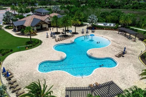 Villa ou maison à vendre à Lakewood Ranch, Floride: 4 chambres, 315.22 m2 № 2267111 - photo 29