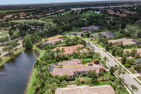 Villa ou maison à vendre à Lakewood Ranch, Floride: 4 chambres, 315.22 m2 № 2267111 - photo 22