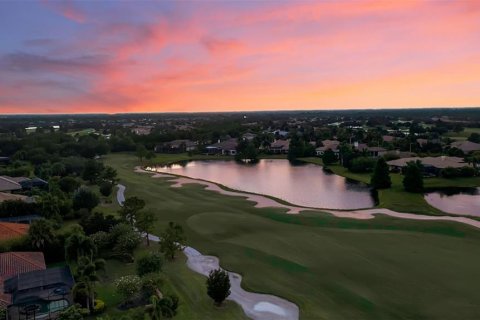 Villa ou maison à vendre à Lakewood Ranch, Floride: 4 chambres, 315.22 m2 № 2267111 - photo 24