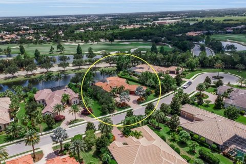 Villa ou maison à vendre à Lakewood Ranch, Floride: 4 chambres, 315.22 m2 № 2267111 - photo 21
