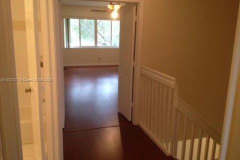 Adosado en alquiler en Tamarac, Florida, 3 dormitorios, 134.71 m2 № 1922596 - foto 8