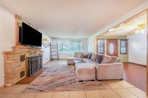 Villa ou maison à vendre à Winter Haven, Floride: 4 chambres, 203.83 m2 № 1810257 - photo 19