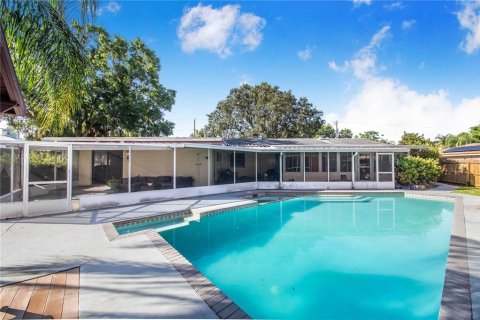 Villa ou maison à vendre à Winter Haven, Floride: 4 chambres, 203.83 m2 № 1810257 - photo 9