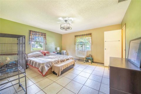 Villa ou maison à vendre à Winter Haven, Floride: 4 chambres, 203.83 m2 № 1810257 - photo 25