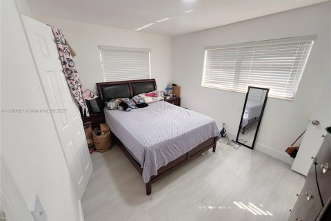 Casa en venta en Lauderhill, Florida, 4 dormitorios, 139.54 m2 № 2066550 - foto 18