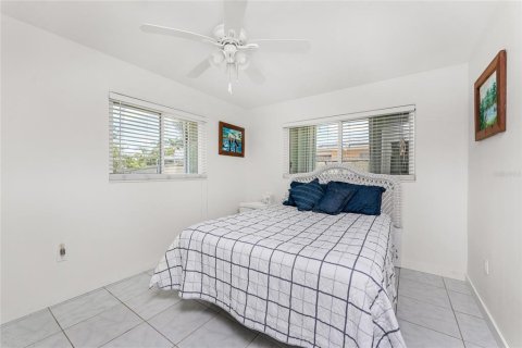 House in Punta Gorda, Florida 3 bedrooms, 108.97 sq.m. № 1719659 - photo 25