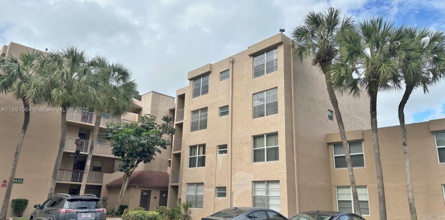 Condo in Davie, Florida, 2 bedrooms  № 1944513