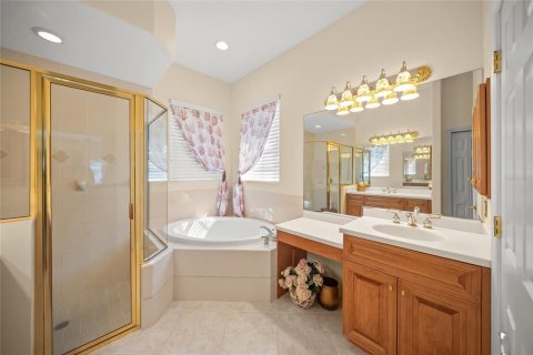 Villa ou maison à vendre à Sarasota, Floride: 3 chambres, 224.92 m2 № 2415554 - photo 29