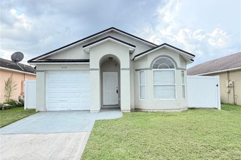 House in Sanford, Florida 3 bedrooms, 102.1 sq.m. № 2371510