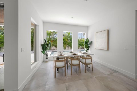 House in Sarasota, Florida 6 bedrooms, 365.2 sq.m. № 2266261 - photo 6