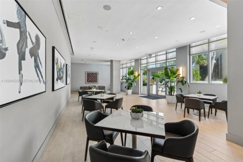Copropriété à vendre à Hollywood, Floride: 3 chambres, 265.42 m2 № 2278943 - photo 29