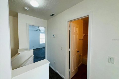 Townhouse in Kissimmee, Florida 3 bedrooms, 136.38 sq.m. № 2283727 - photo 11