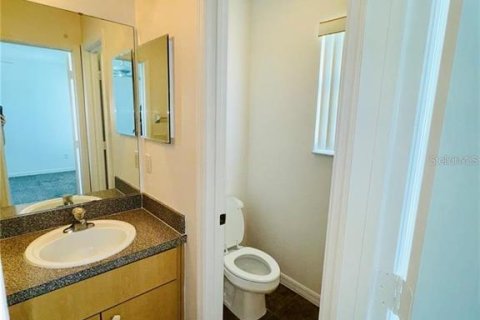 Townhouse in Kissimmee, Florida 3 bedrooms, 136.38 sq.m. № 2283727 - photo 19