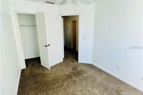 Townhouse in Kissimmee, Florida 3 bedrooms, 136.38 sq.m. № 2283727 - photo 15