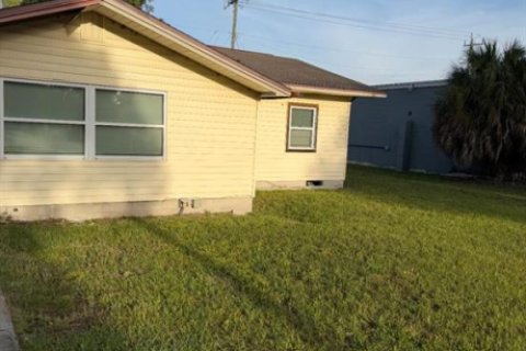 Propiedad comercial en venta en Palatka, Florida № 2147255 - foto 2