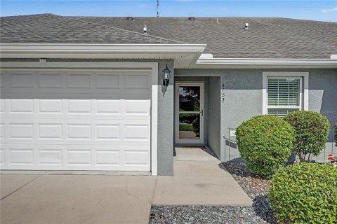 Villa ou maison à vendre à Zephyrhills, Floride: 2 chambres, 122.26 m2 № 2313013 - photo 18