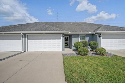 Villa ou maison à vendre à Zephyrhills, Floride: 2 chambres, 122.26 m2 № 2313013 - photo 13