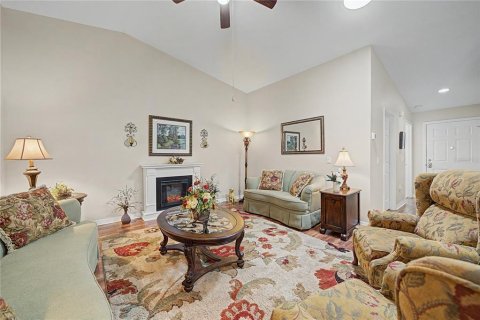 Villa ou maison à vendre à Zephyrhills, Floride: 2 chambres, 122.26 m2 № 2313013 - photo 29