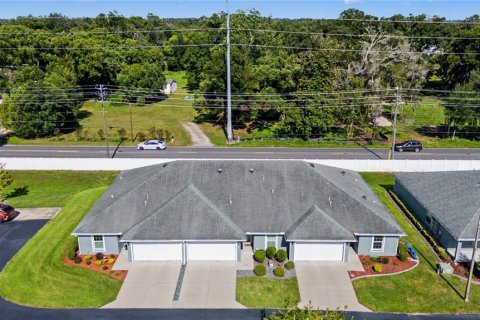 Villa ou maison à vendre à Zephyrhills, Floride: 2 chambres, 122.26 m2 № 2313013 - photo 28