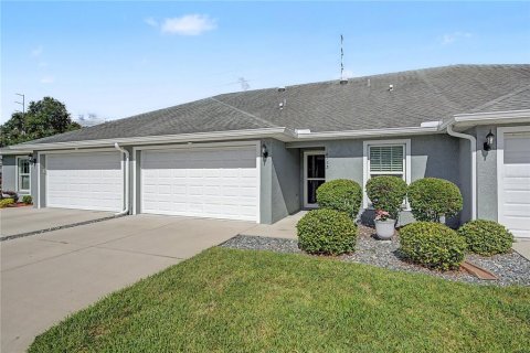 Villa ou maison à Zephyrhills, Floride 2 chambres, 122.26 m2 № 2313013