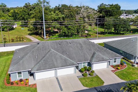 Villa ou maison à vendre à Zephyrhills, Floride: 2 chambres, 122.26 m2 № 2313013 - photo 4