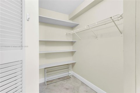 Condominio en venta en Miami Beach, Florida, 2 dormitorios, 94.76 m2 № 1707623 - foto 15
