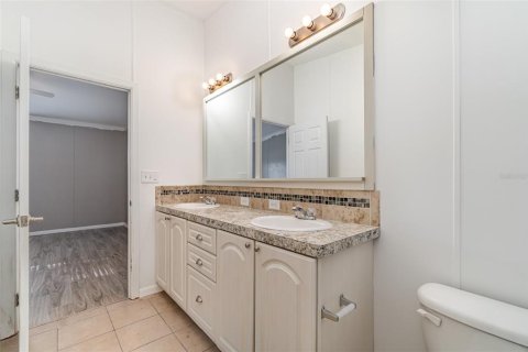 Apartment in Ruskin, Florida 3 bedrooms, 133.78 sq.m. № 2390965 - photo 18