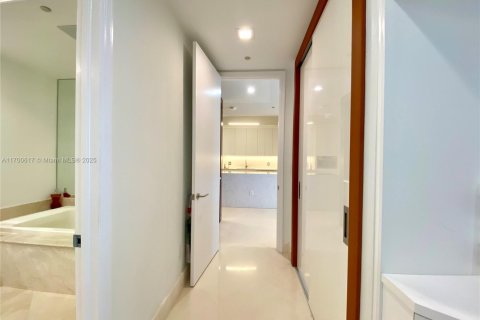 Copropriété à vendre à Miami Beach, Floride: 2 chambres, 173.73 m2 № 2016122 - photo 13