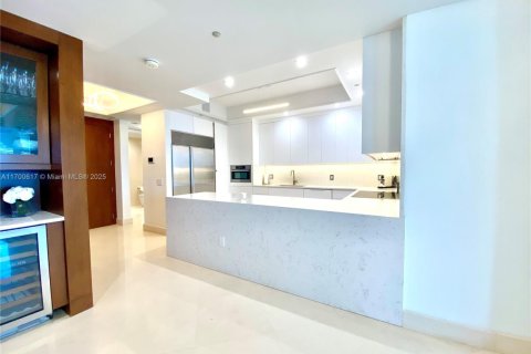 Copropriété à vendre à Miami Beach, Floride: 2 chambres, 173.73 m2 № 2016122 - photo 2