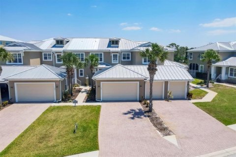 Adosado en venta en Englewood, Florida, 3 dormitorios, 191.94 m2 № 1642343 - foto 1