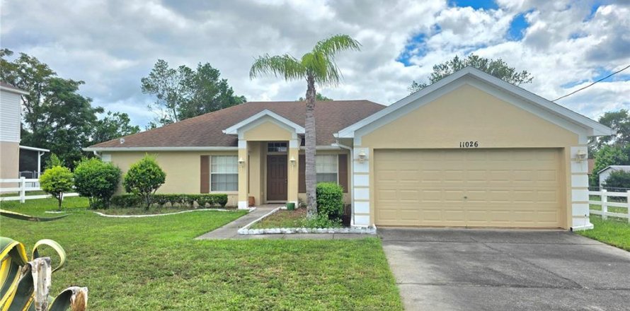 Villa ou maison à Spring Hill, Floride 3 chambres, 174.84 m2 № 2388668