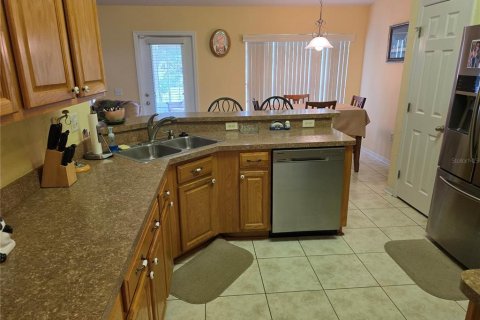 Villa ou maison à vendre à Spring Hill, Floride: 3 chambres, 174.84 m2 № 2388668 - photo 6