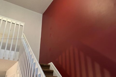 Touwnhouse à vendre à Pembroke Pines, Floride: 2 chambres, 113.9 m2 № 1864523 - photo 18