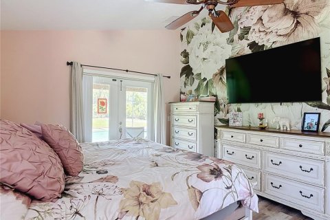 House in Deltona, Florida 4 bedrooms, 246.75 sq.m. № 2220835 - photo 21