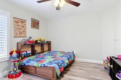 House in Deltona, Florida 4 bedrooms, 246.75 sq.m. № 2220835 - photo 26
