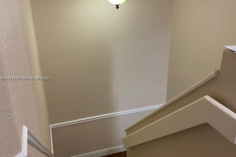 Touwnhouse à louer à Coral Springs, Floride: 4 chambres, 216.74 m2 № 2432550 - photo 20