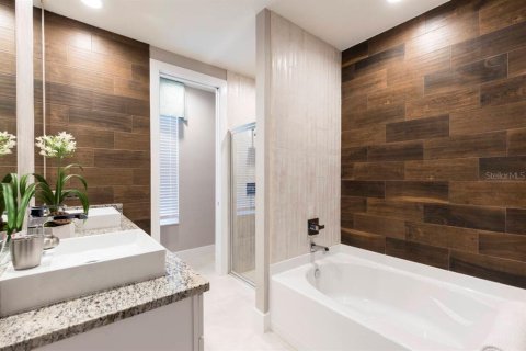 Adosado en venta en Kissimmee, Florida, 5 dormitorios, 201.51 m2 № 2149147 - foto 13