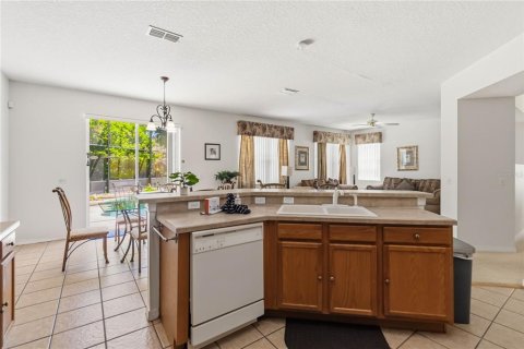 Villa ou maison à vendre à Davenport, Floride: 4 chambres, 248.23 m2 № 2120736 - photo 11