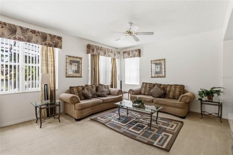 Villa ou maison à vendre à Davenport, Floride: 4 chambres, 248.23 m2 № 2120736 - photo 7