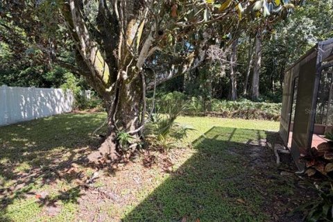 House in New Port Richey, Florida 3 bedrooms, 157.84 sq.m. № 2211224 - photo 21