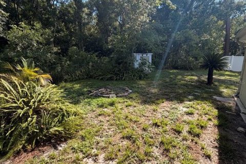 House in New Port Richey, Florida 3 bedrooms, 157.84 sq.m. № 2211224 - photo 24