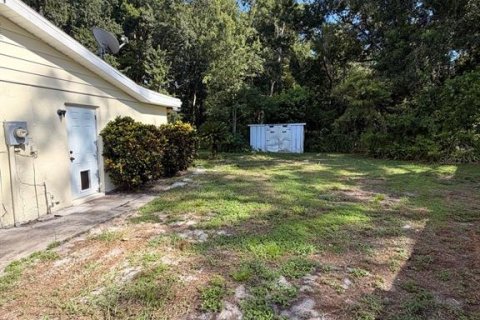 House in New Port Richey, Florida 3 bedrooms, 157.84 sq.m. № 2211224 - photo 23